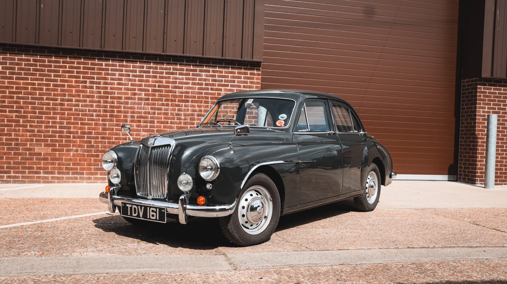 18042024 1955 MG Magnette arrival 1