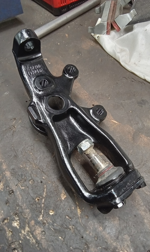 1975 AC Cobra Replica rebuild begins 5 1