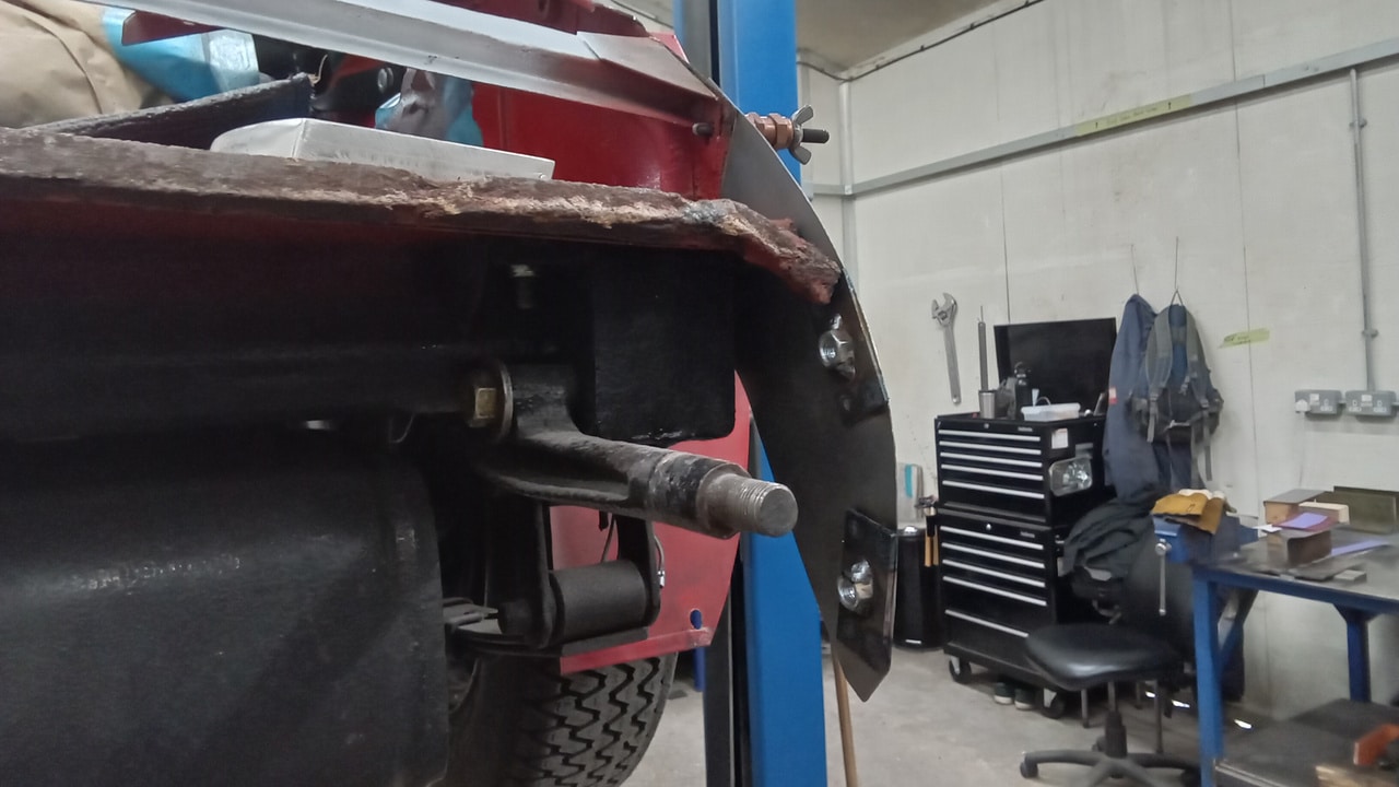 020524 1960 MGA Rear Valance Repairs 12 1