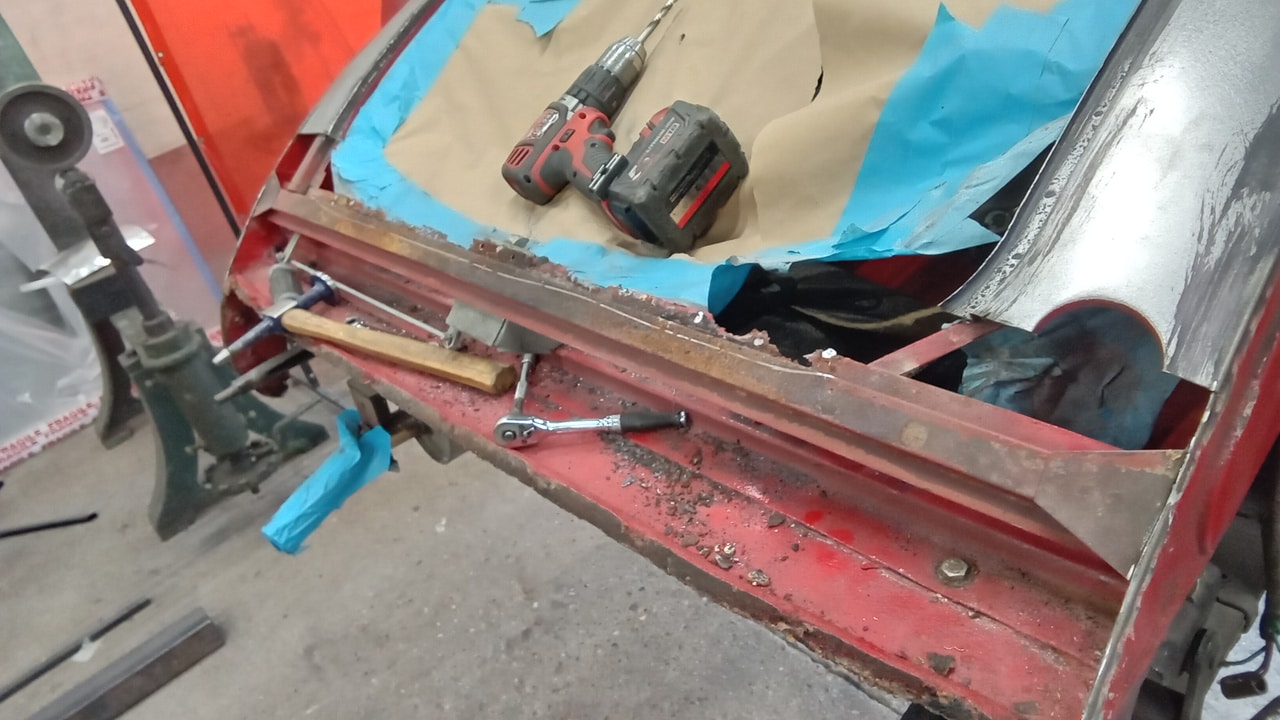 020524 1960 MGA Rear Valance Repairs 19 1