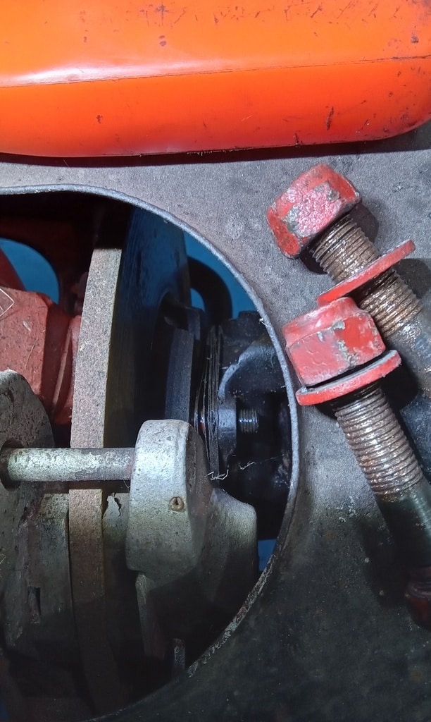 17052024 1962 Jaguar EType rear axle 27 1