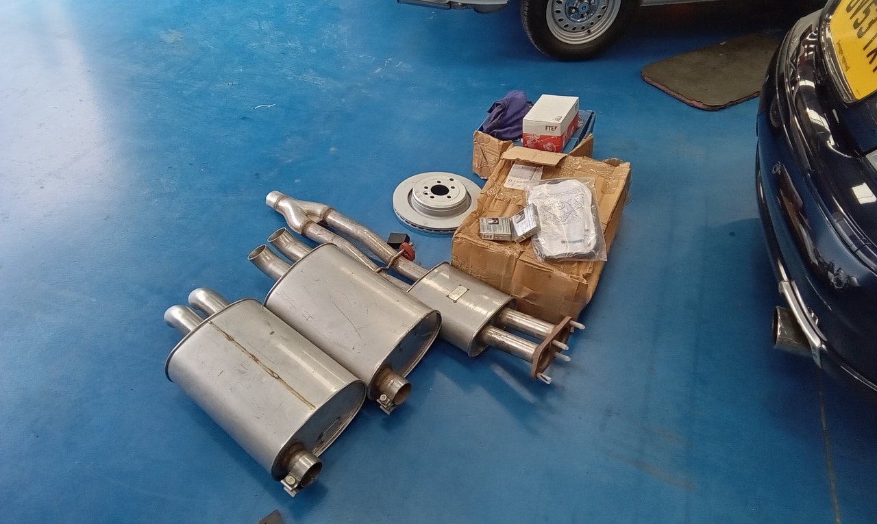220524 2002 MG ZT V8 Appraisal 7 1