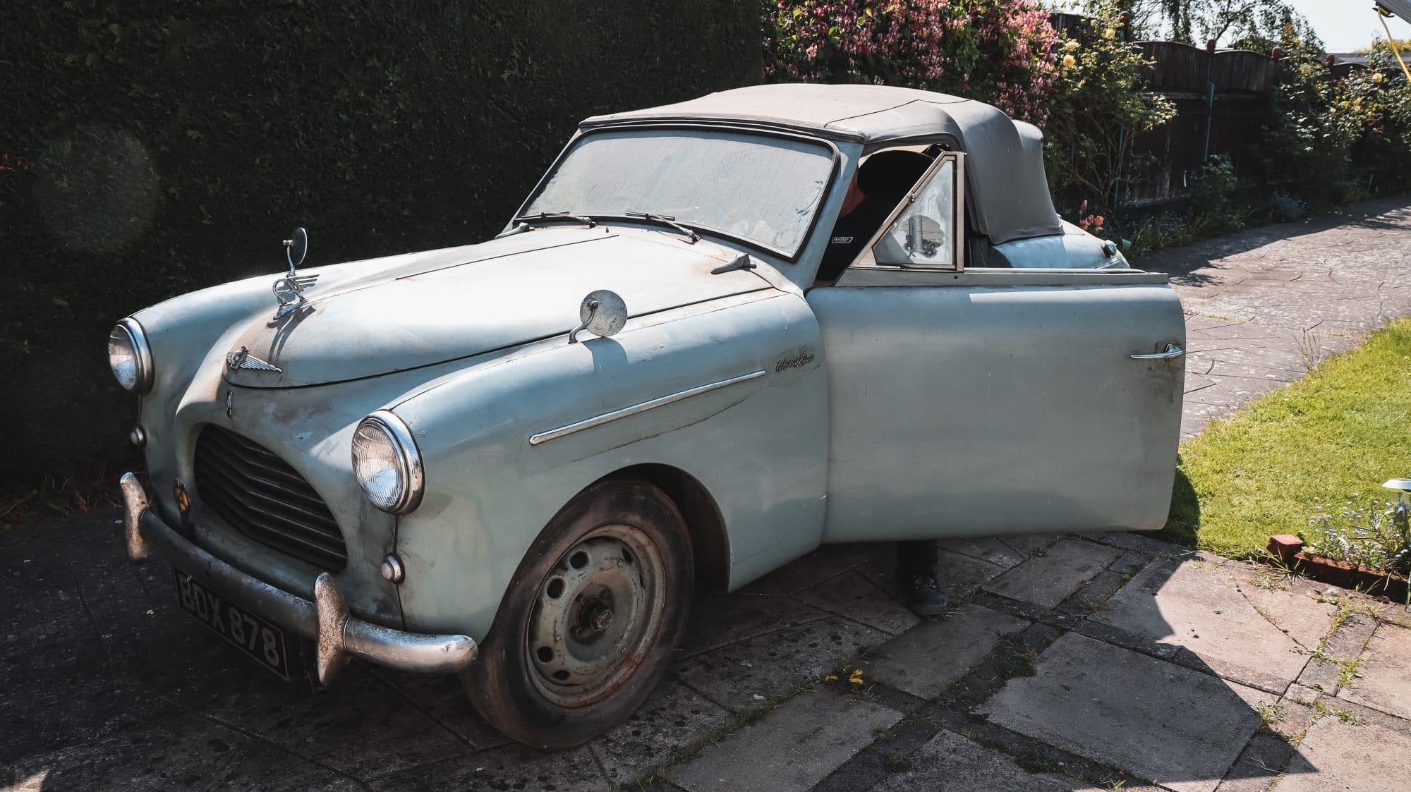 Austin A40 Barn Find and Arrival 42 1
