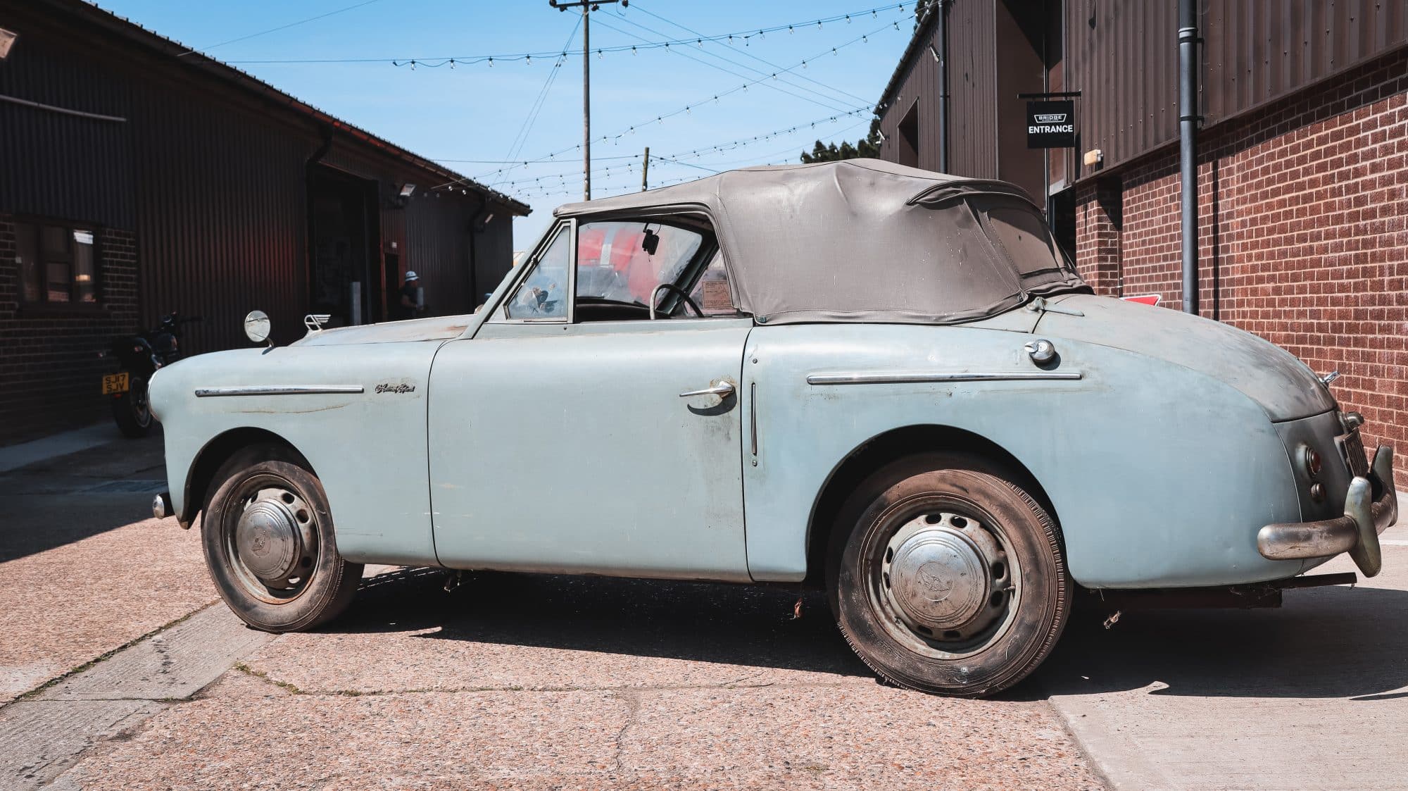 Austin A40 Barn Find and Arrival 59 1