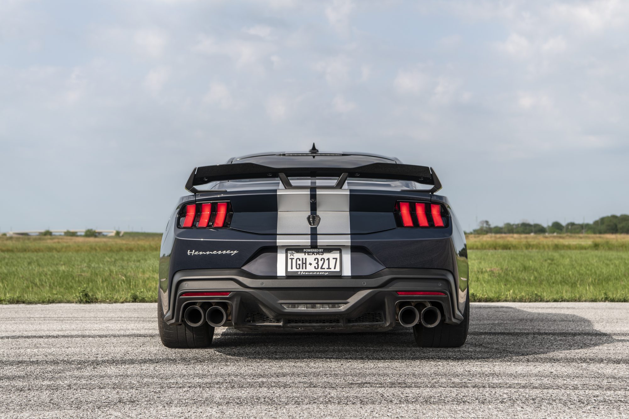 hennessey H850 ford dark horse 05 1