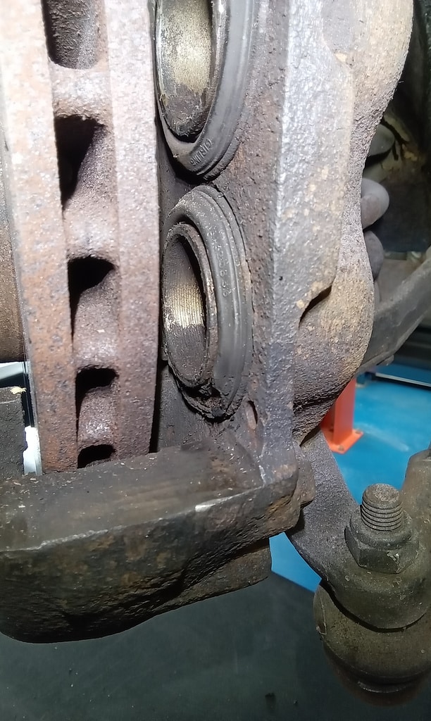 130624 1989 Daimler Double Six Dash Install and wiring fault repair brakes and roadtest 15 1