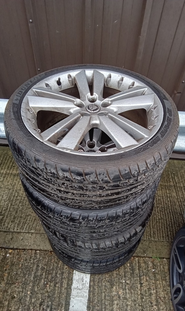 140624 2010 Jaguar XKR wheels off for refurb 1
