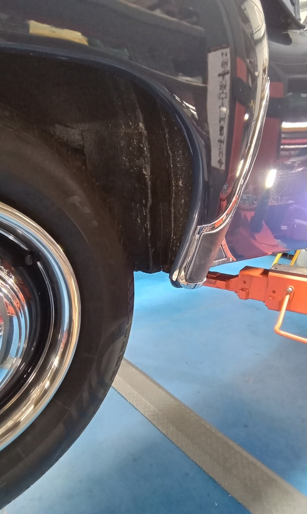 1954 Daimler Conquest Brakes Overhaul 13 1