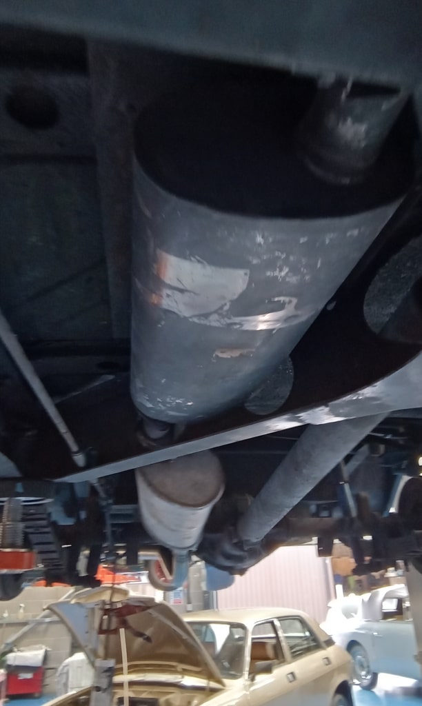 1954 Daimler Conquest Fuel Pipe and Filter 08 1