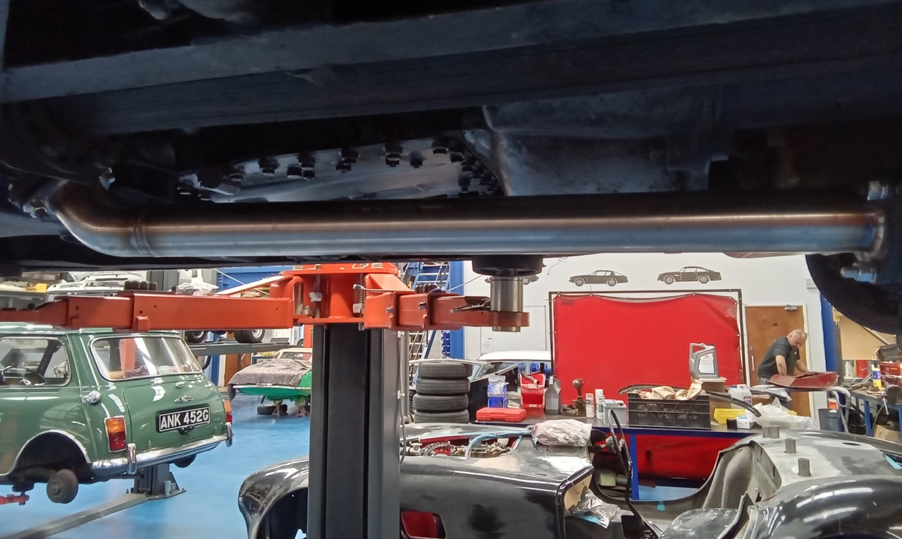 1954 Daimler Conquest Fuel Pipe and Filter 10 1