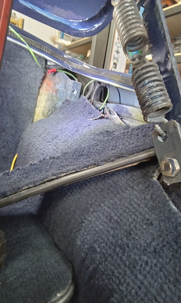 1954 Daimler Conquest Repairs 02 1