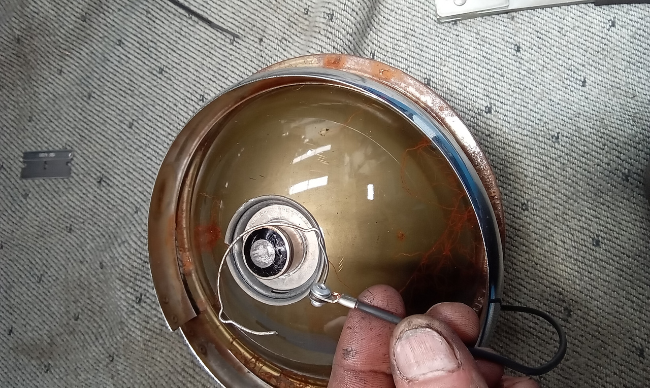 1954 Daimler Conquest Wiring 17