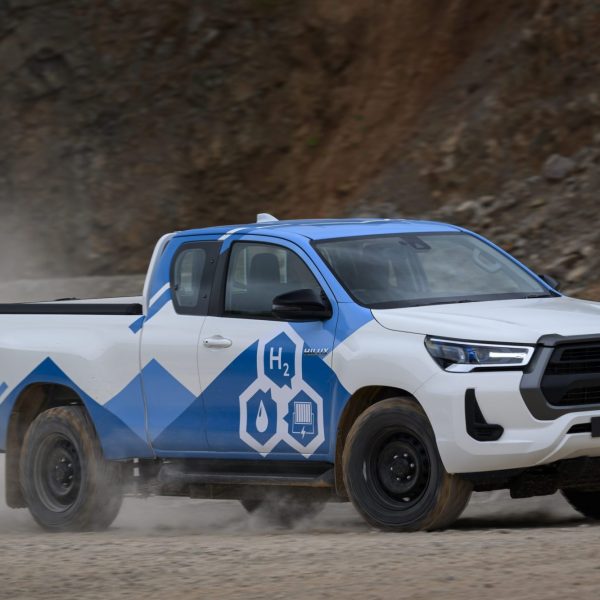  hydrogen fuel cell prototype Toyota Hilux