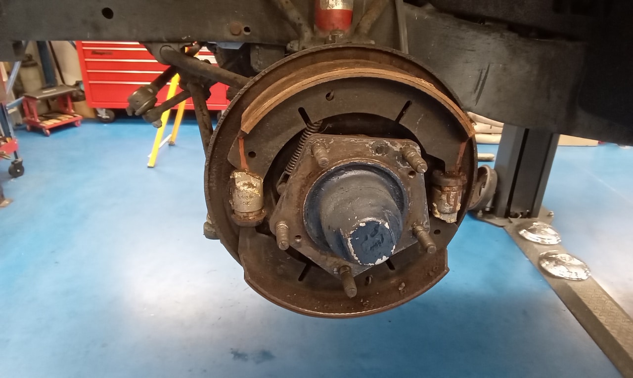 21062024 1954 Daimler Conquest Roadster pre comp repairs and service 31 1