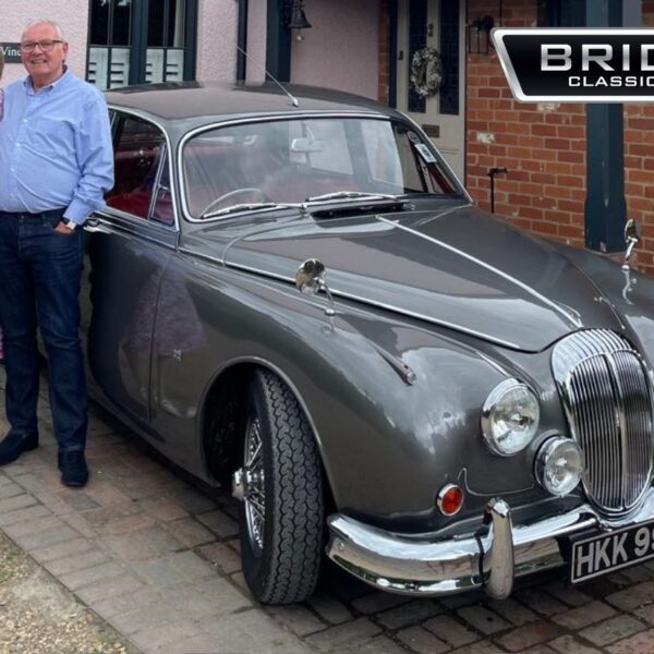 1966 Daimler 250 V8