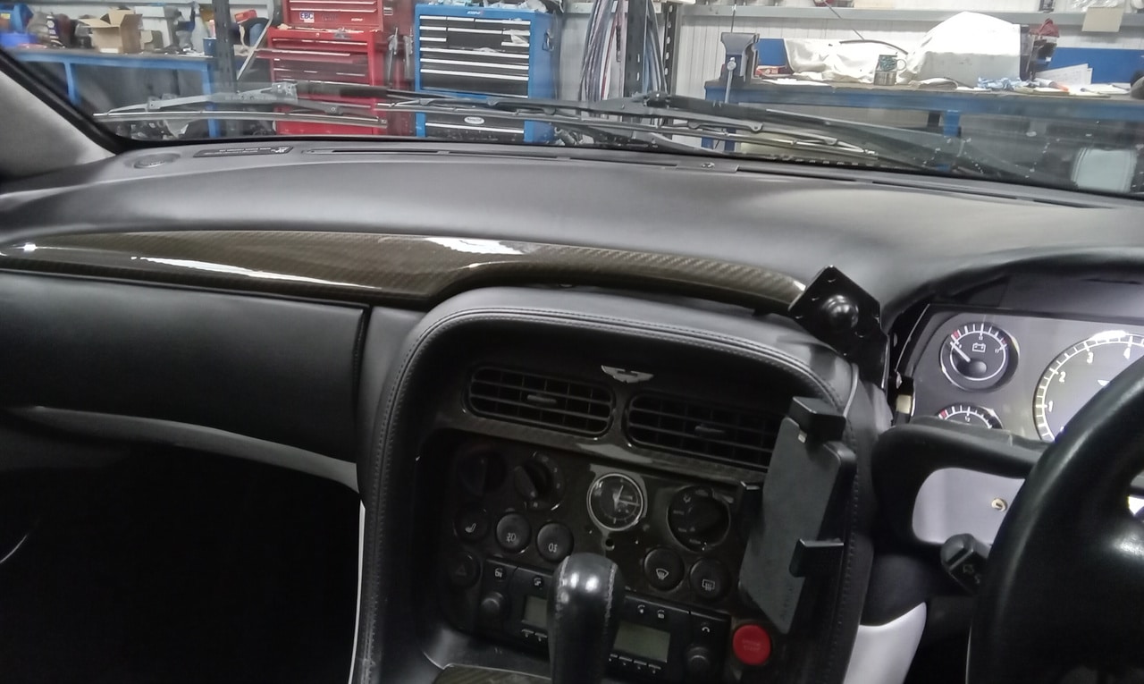 170724 2001 Aston Martin DB7 Vantage Dash Trims 1