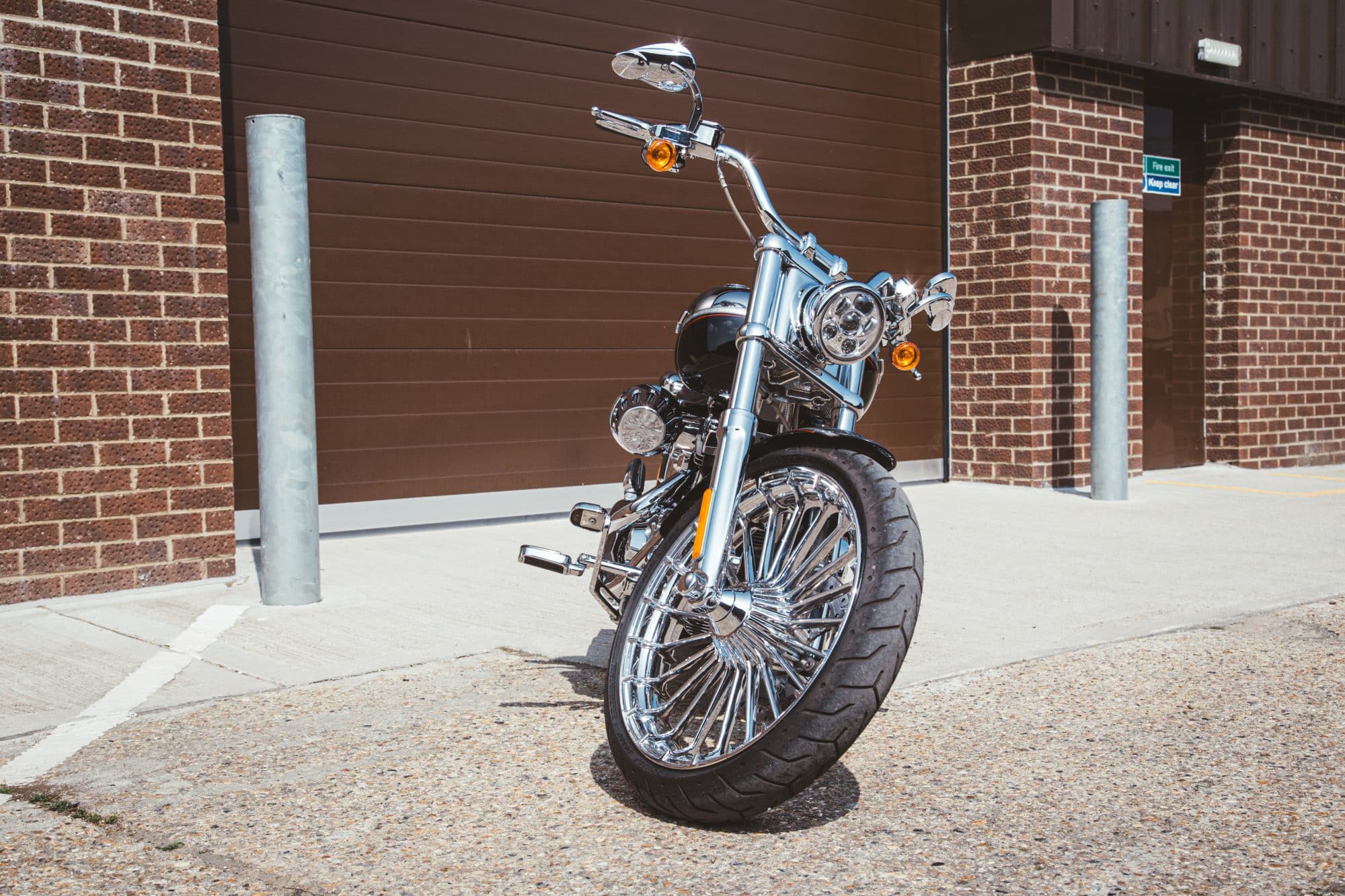 2013 Harley Davidson Breakout Arrival Photos 3 1