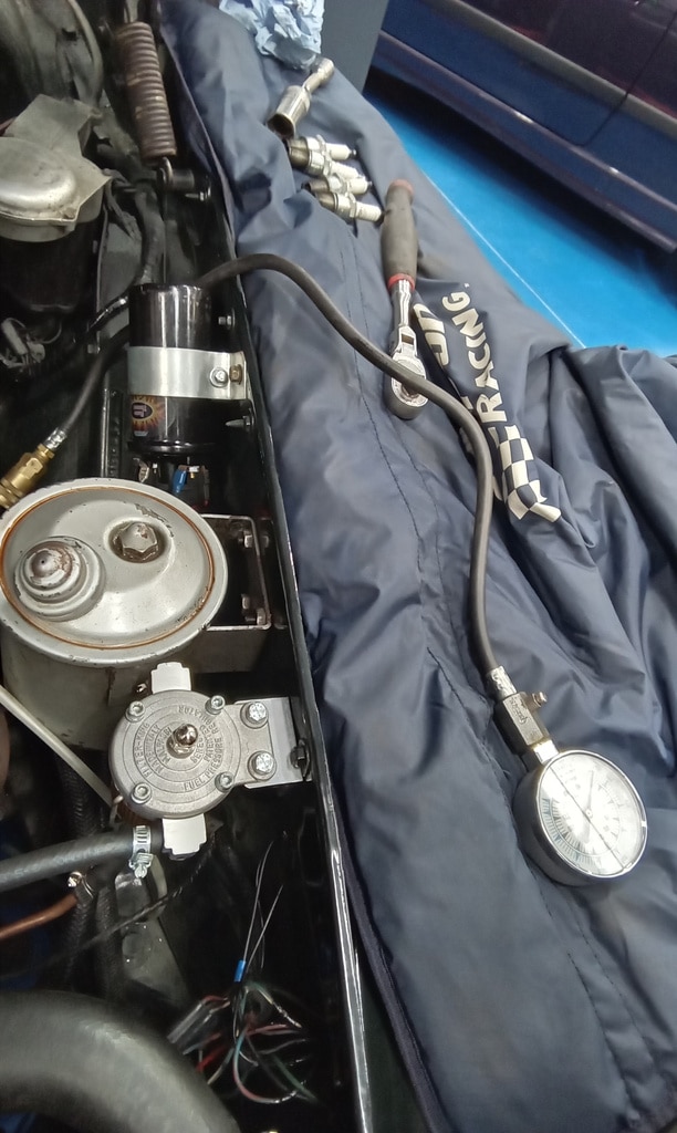 230724 1973 Rover P5 Coupe Compression Test 2 1