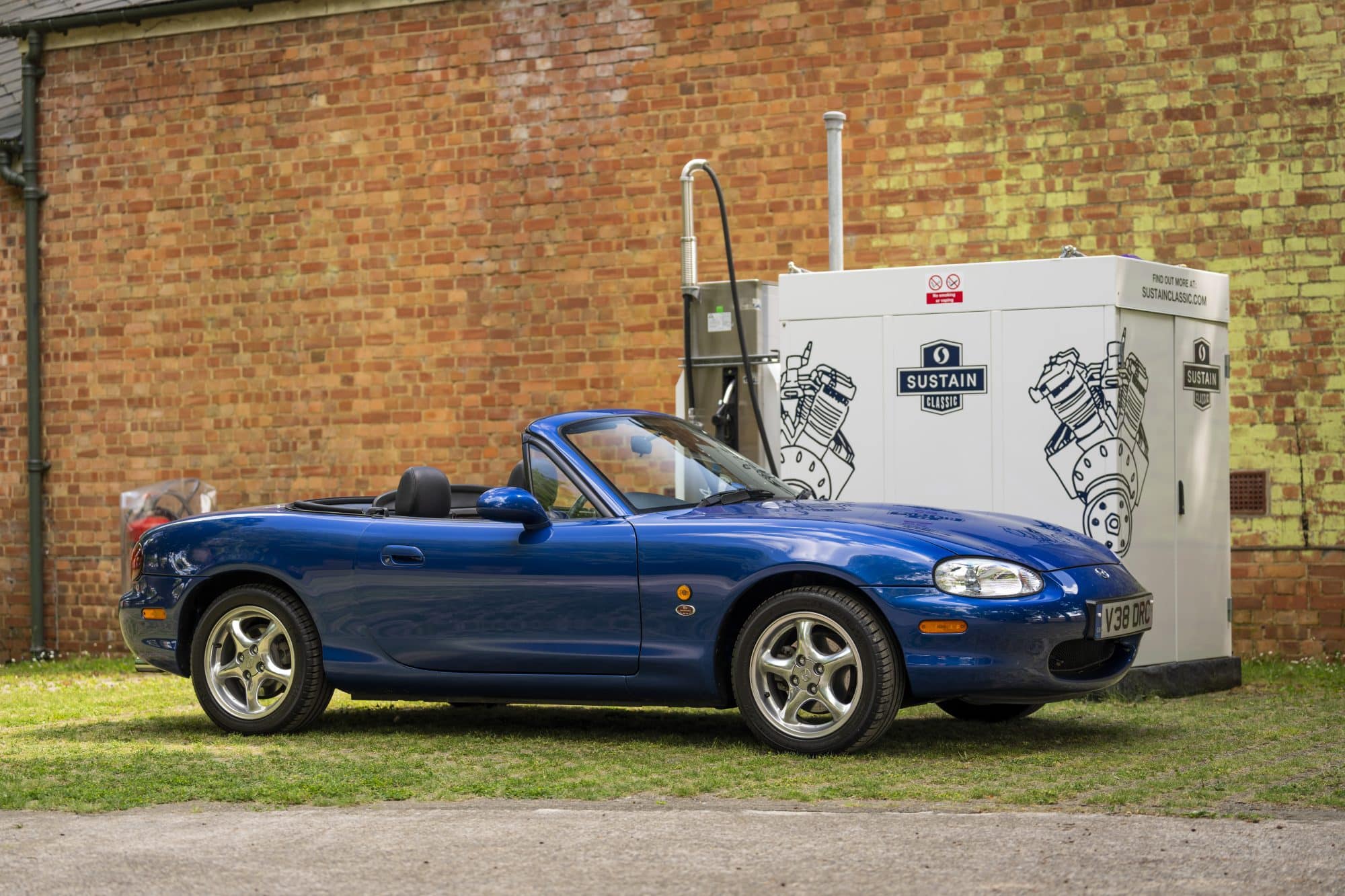 Mazda MX 5 35th Anniversary LEJOG 0107 1
