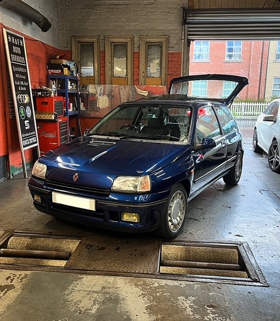 Renault Clio images from customer 10 1