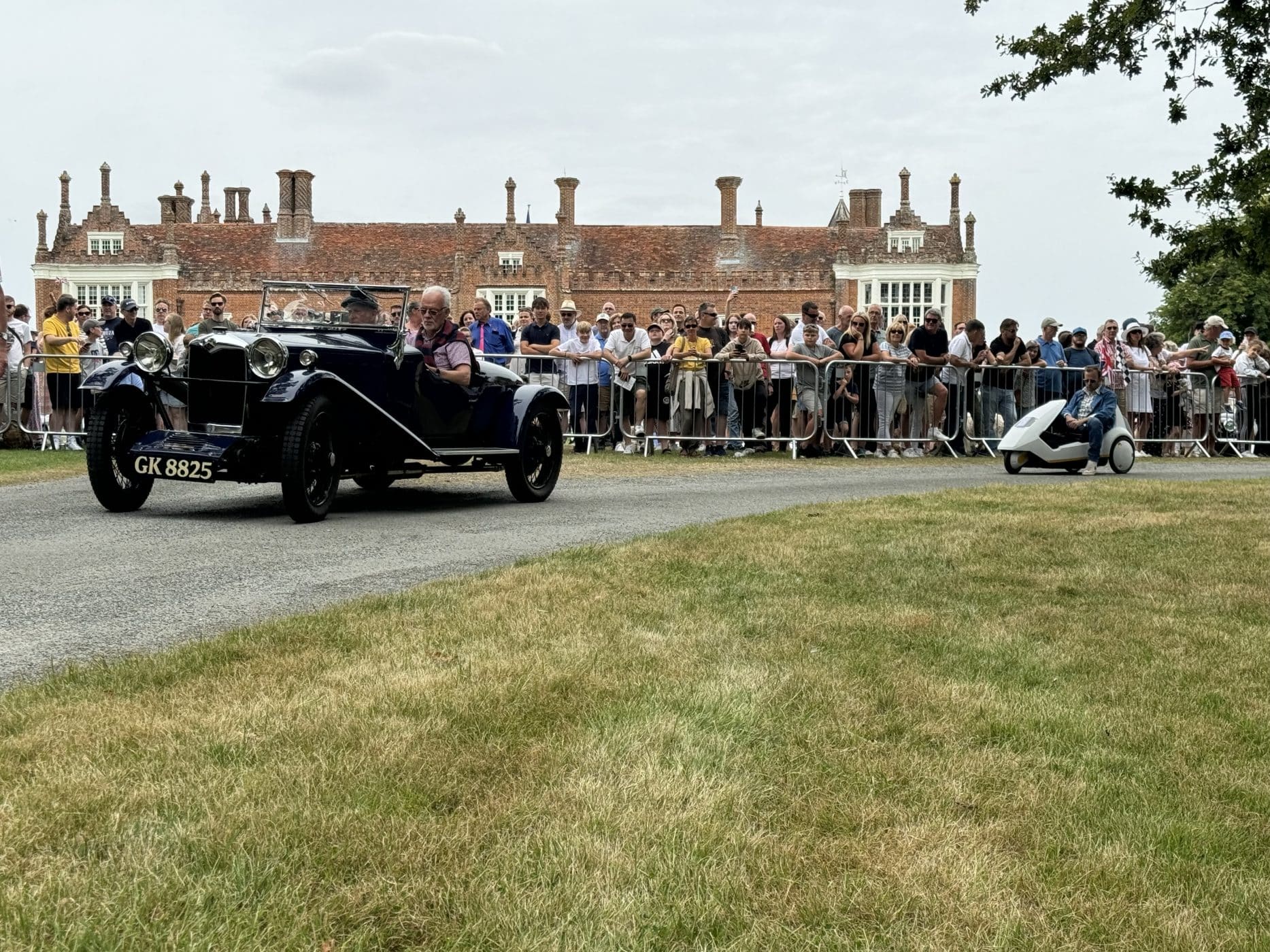 04082024 Helmingham Hall Festival of Classic and Sports Cars set up and BTS images 8 1