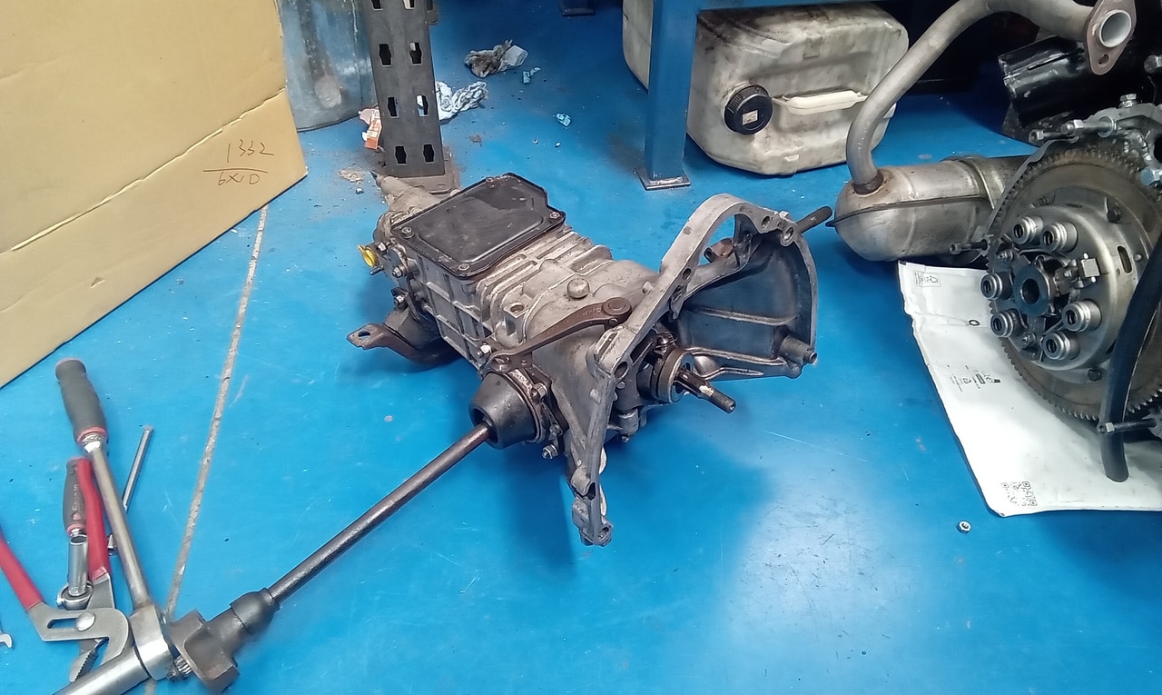 12082024 1963 Fiat 500 engine reassembly 7 1