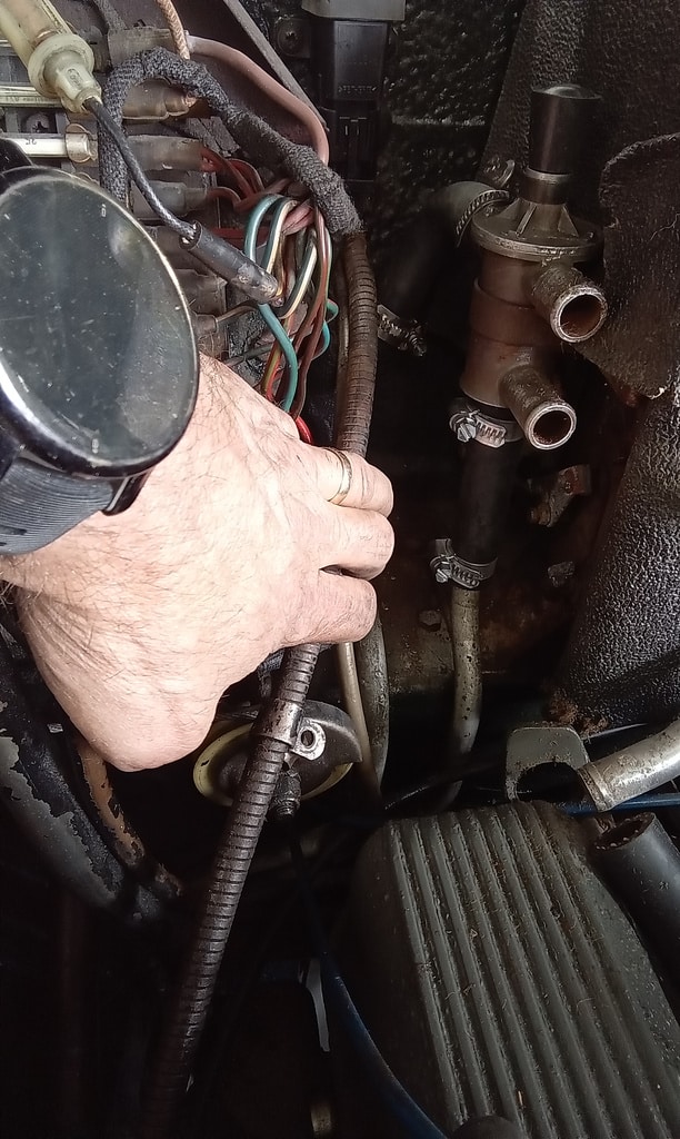03092024 1973 Rover P5 hoses 11 1