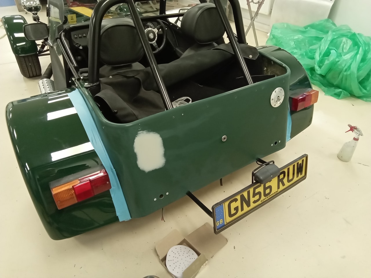 09092024 2007 Caterham Roadsport 120 paint and lights 5 1