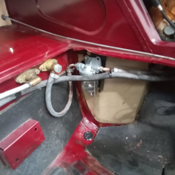 14102024 1973 Jaguar E Type fuel filter 1