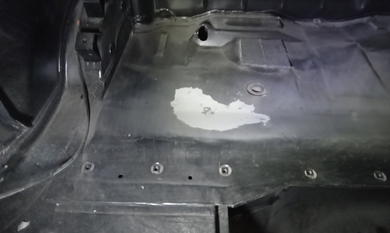 1987 Mercedes 500 SL Boot Area 16 1