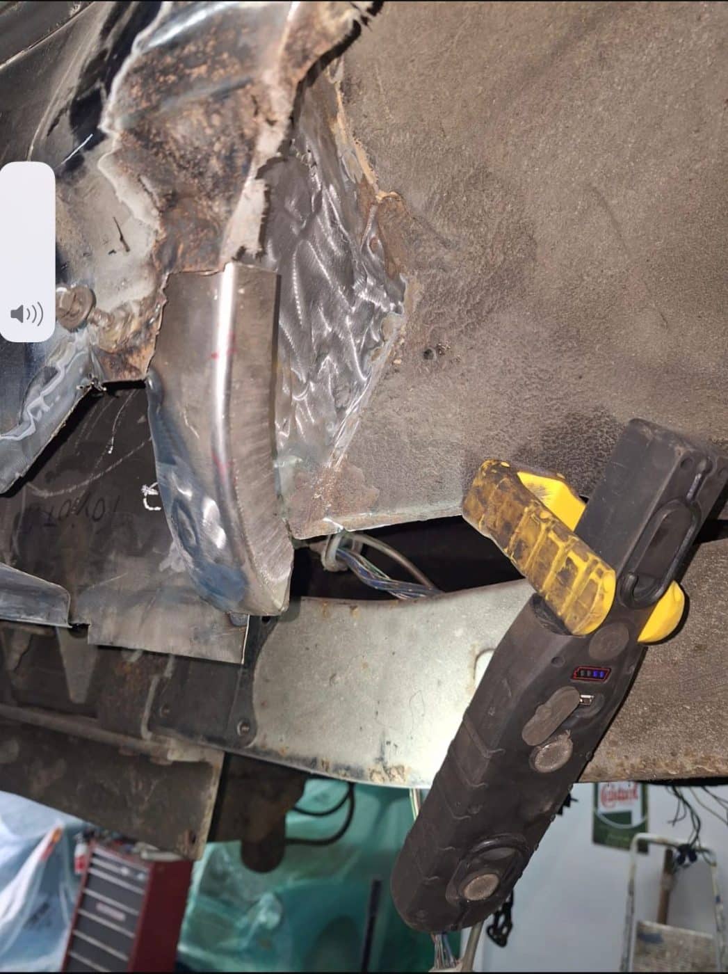 1994 Toyota Land Cruiser rust repairs 32 1