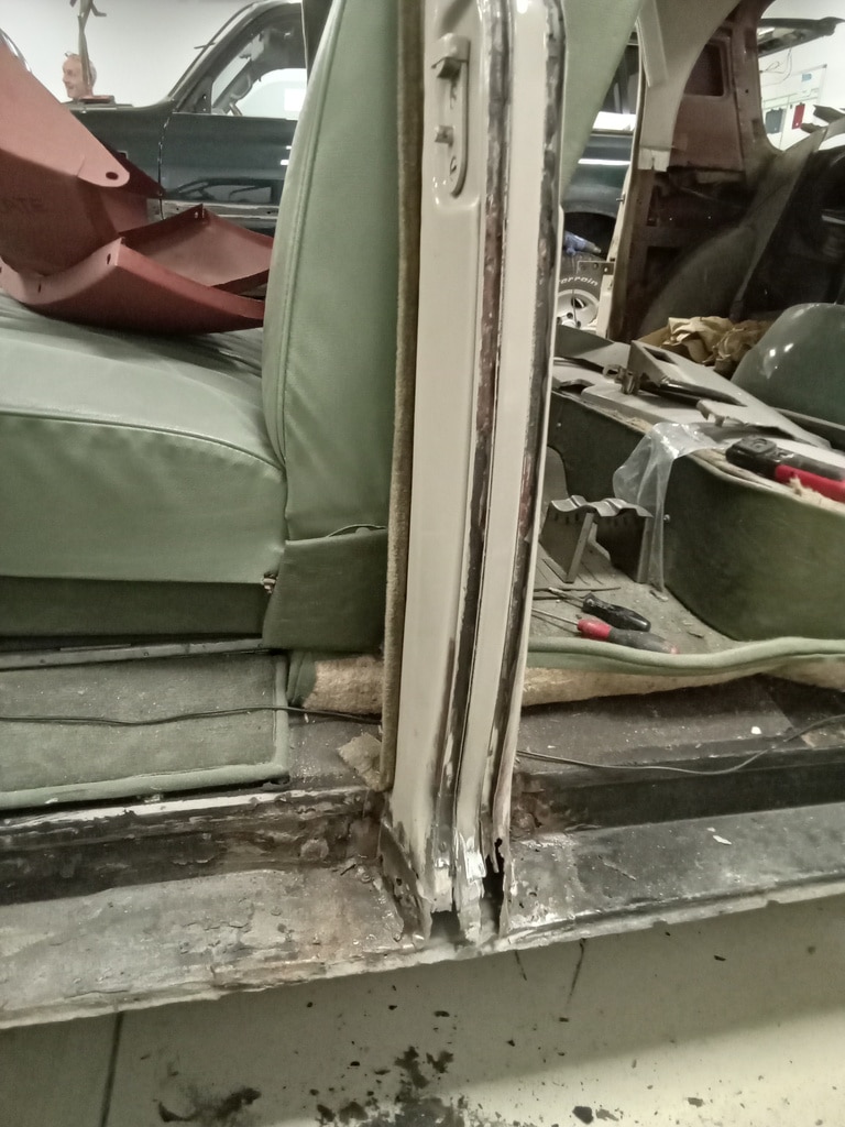 1963 Rover P4 110 Body Repair 89 1