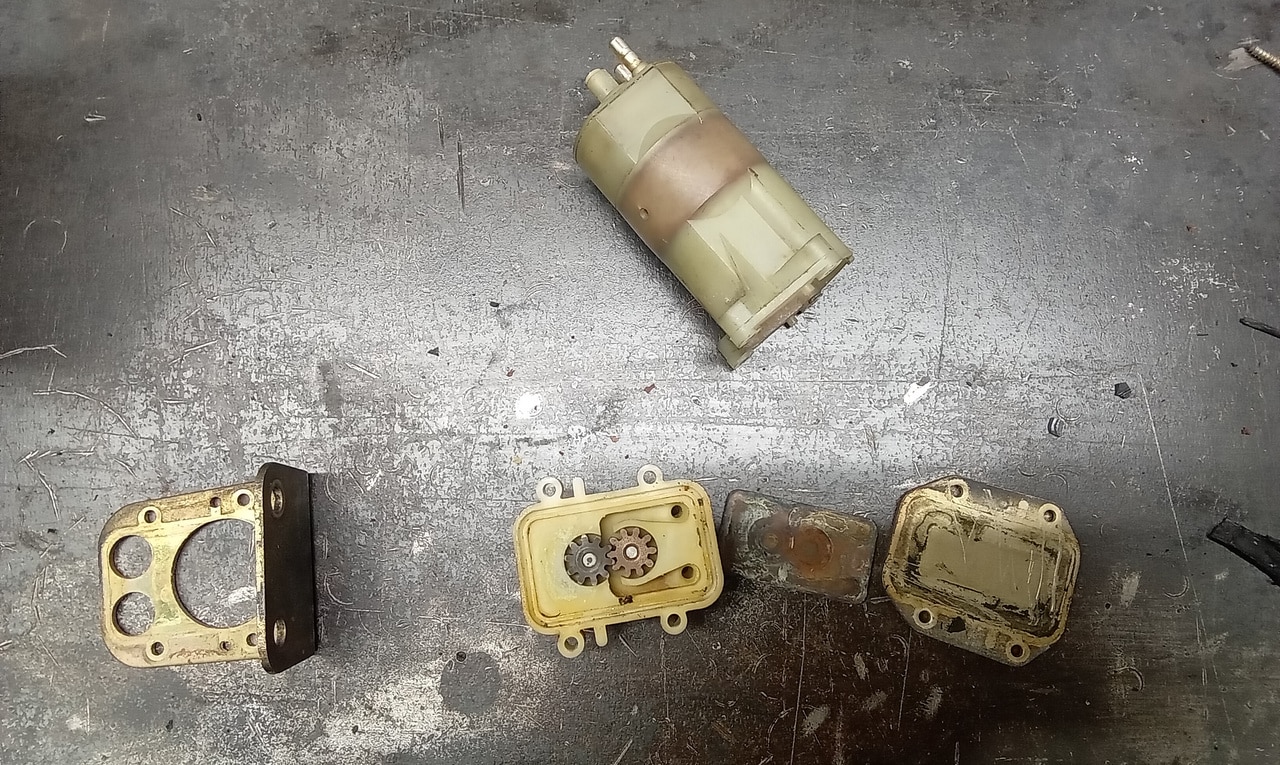 28112024 1967 Mercedes 250SL brakes 26 1