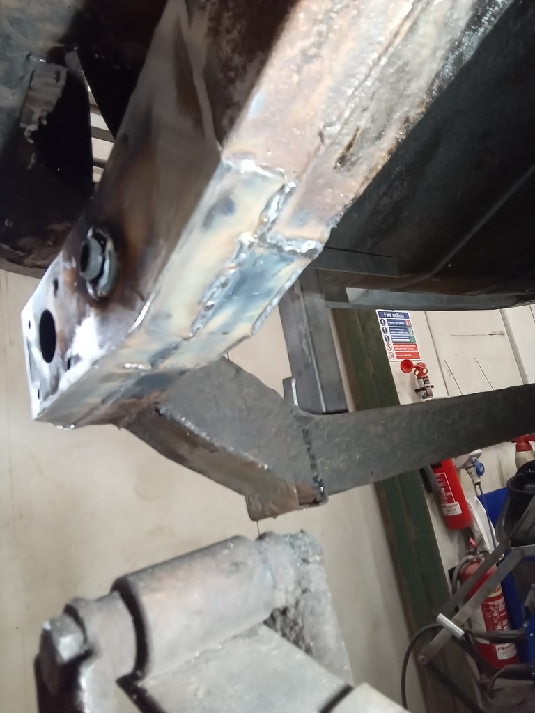 171224 1963 rover p4 rear chassis repairs (3)