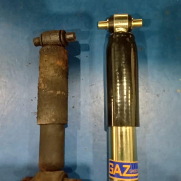 06012024 1977 ford granada shocks (7)