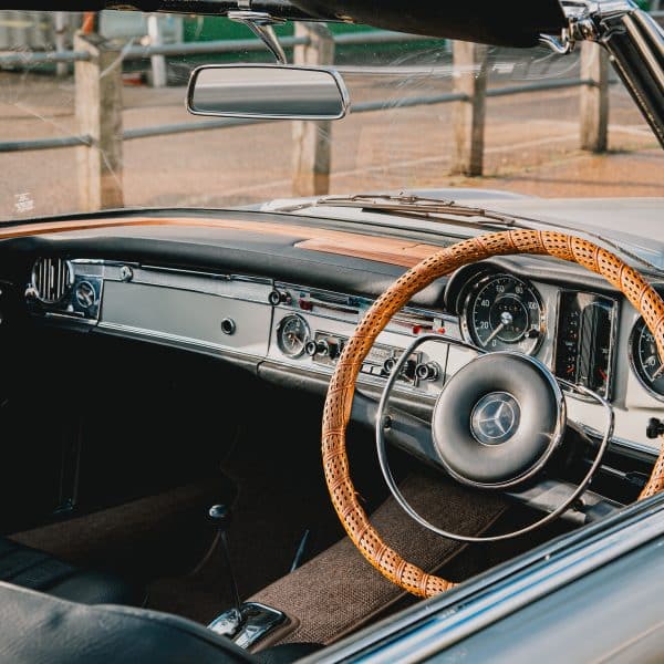 1967 mercedes 250sl arrival 5