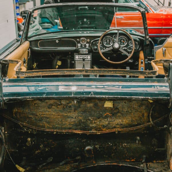 1969 aston martin db6 volante interior teardown 1