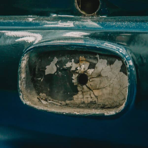 1969 aston martin db6 volante interior teardown 51