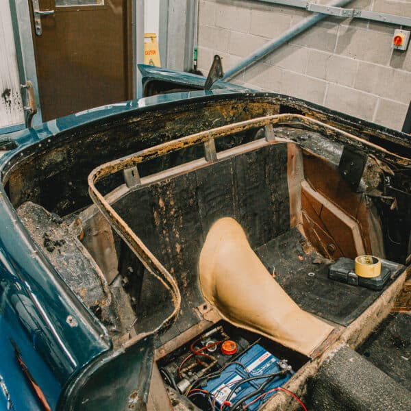 1969 aston martin db6 volante interior teardown