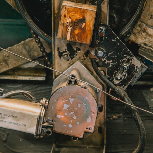1969 aston martin db6 volante interior teardown 69