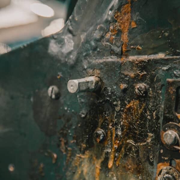 1969 aston martin db6 volante interior teardown 74
