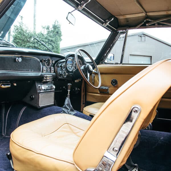 1969 aston martin db6 volante reference photos 172