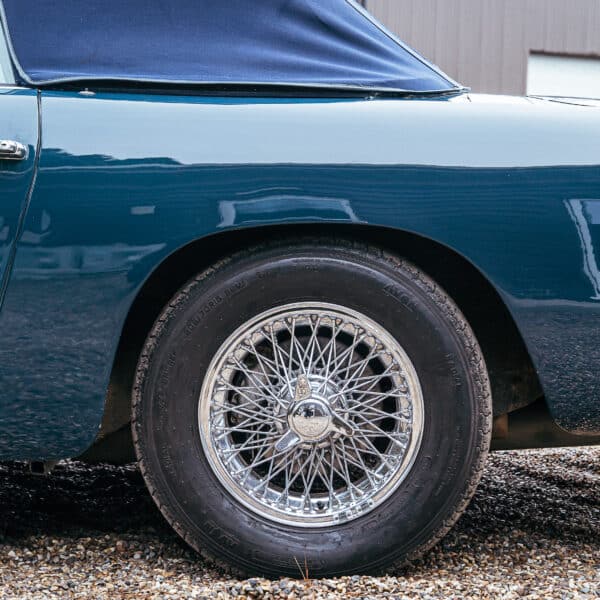 1969 aston martin db6 volante reference photos 177