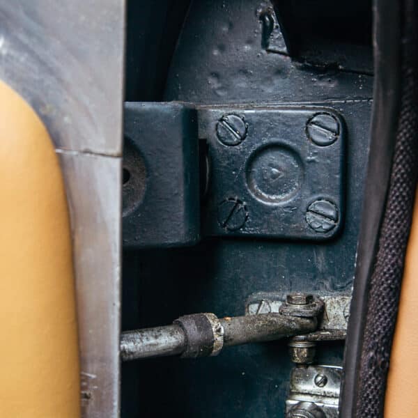 1969 aston martin db6 volante reference photos 45