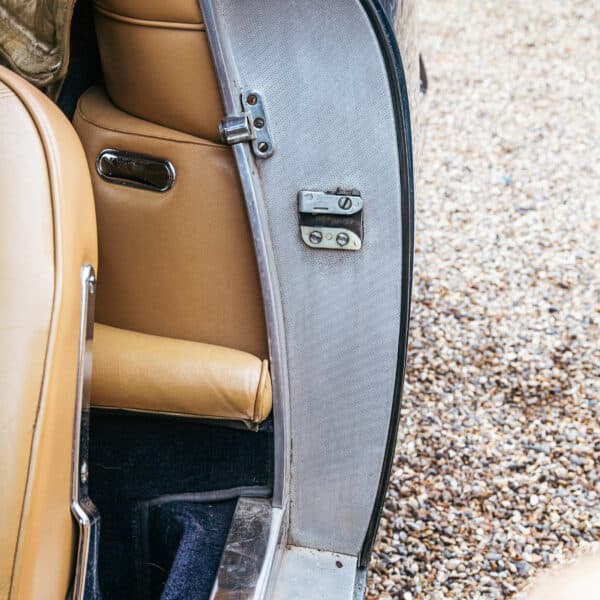 1969 aston martin db6 volante reference photos 61
