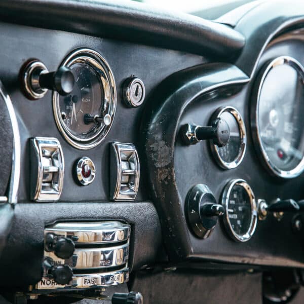 1969 aston martin db6 volante reference photos 76