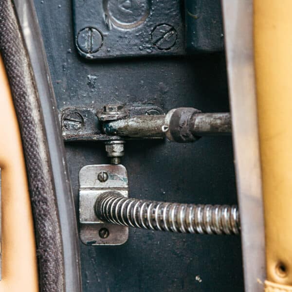 1969 aston martin db6 volante reference photos 86