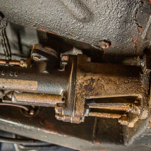1969 aston martin db6 volante underside reference 38