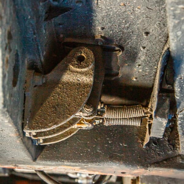 1969 aston martin db6 volante underside reference 39