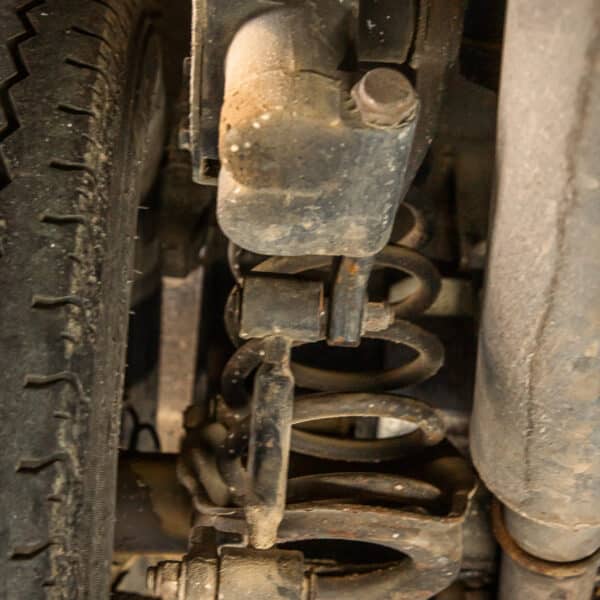 1969 aston martin db6 volante underside reference 8